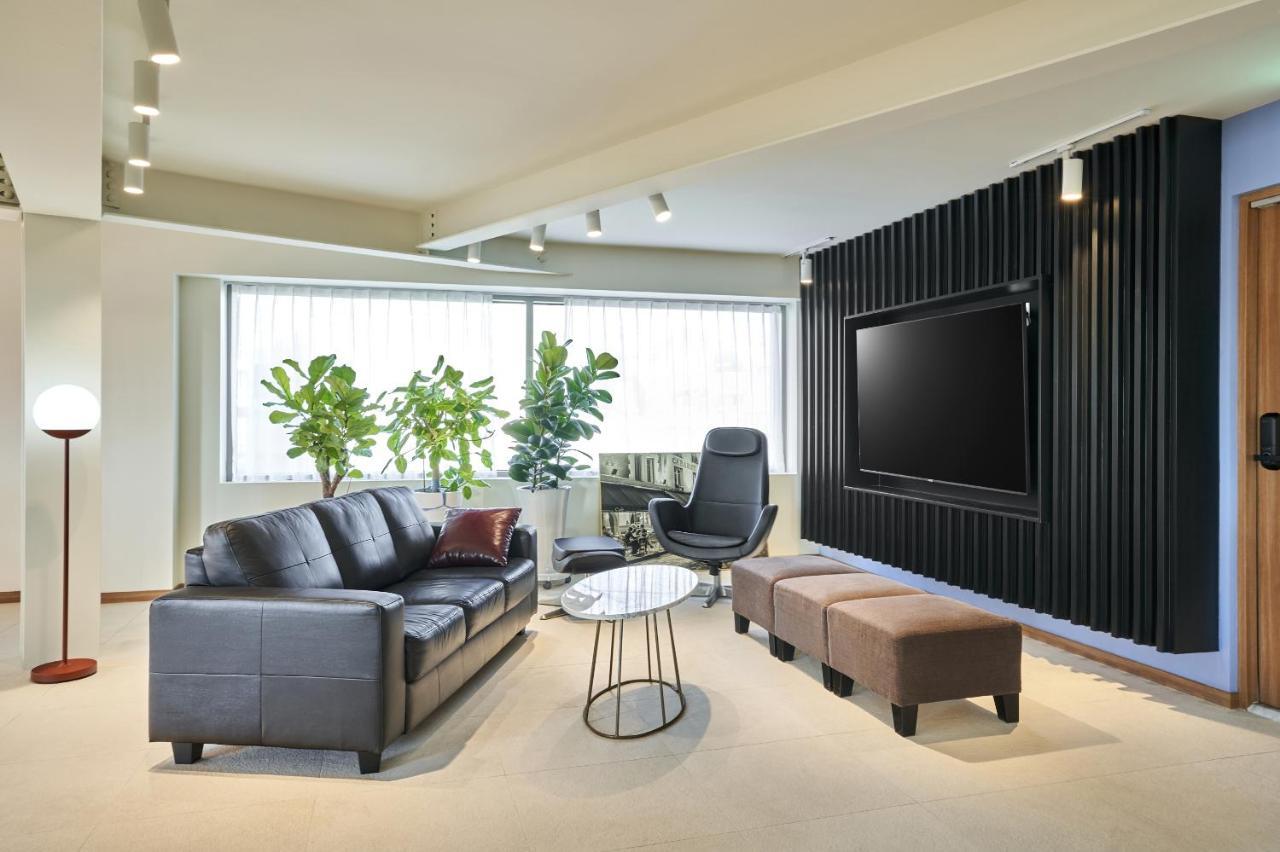 H Hostel Itaewon โซล ภายนอก รูปภาพ